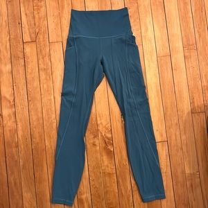 Lululemon size 2 full length align legging with pockets blue